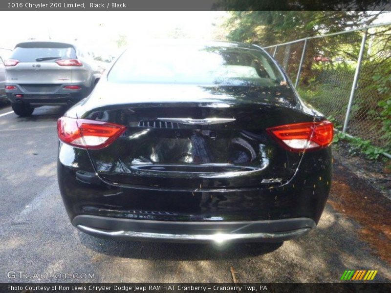 Black / Black 2016 Chrysler 200 Limited