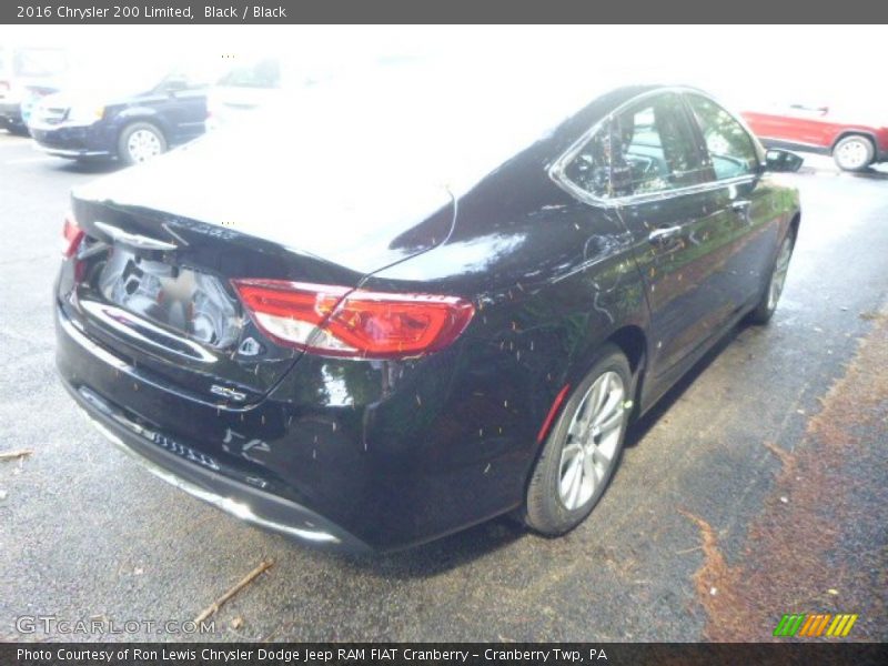 Black / Black 2016 Chrysler 200 Limited