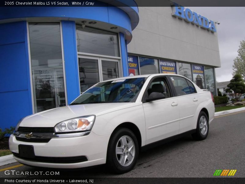 White / Gray 2005 Chevrolet Malibu LS V6 Sedan