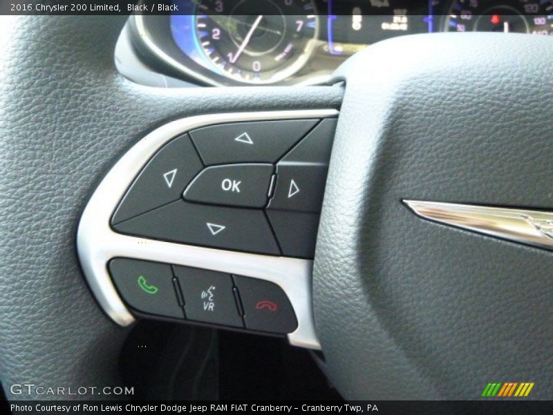 Black / Black 2016 Chrysler 200 Limited