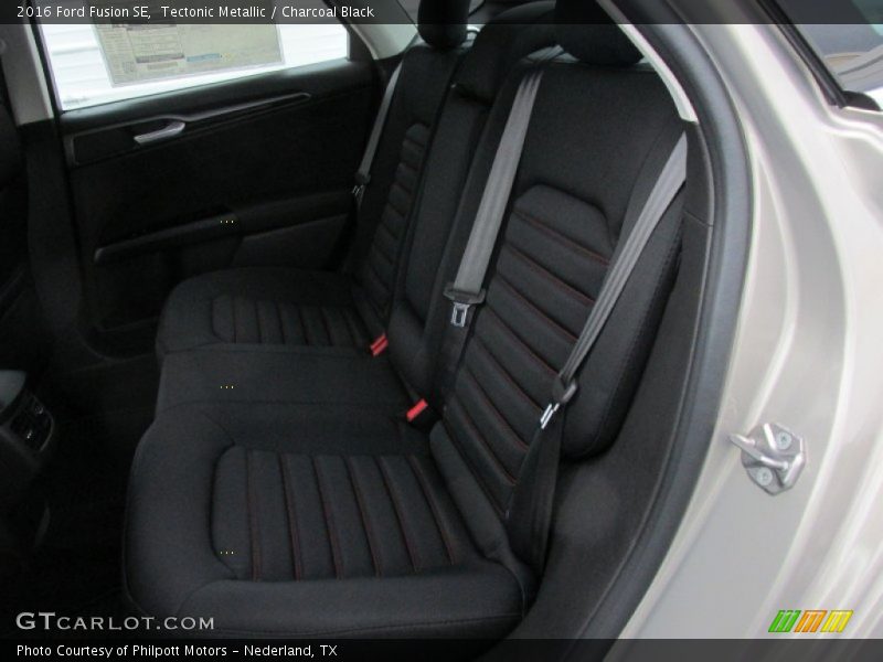 Tectonic Metallic / Charcoal Black 2016 Ford Fusion SE