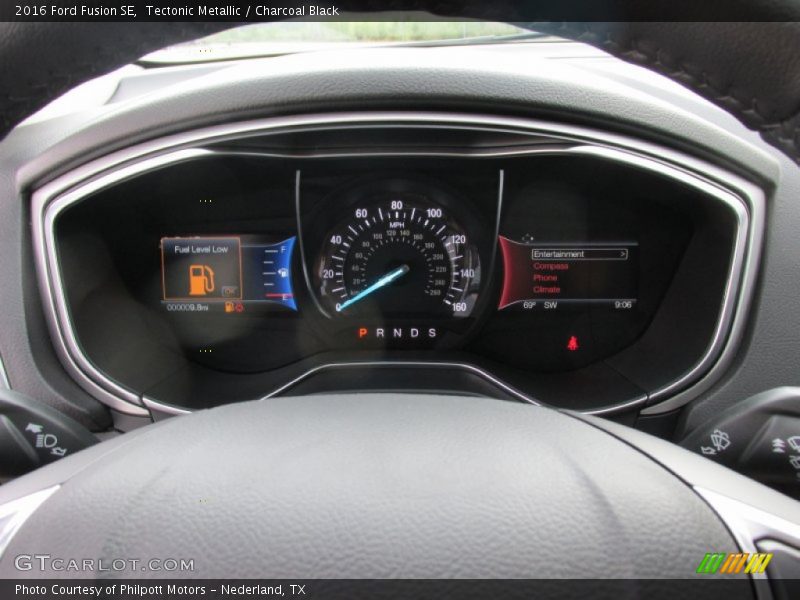 Tectonic Metallic / Charcoal Black 2016 Ford Fusion SE