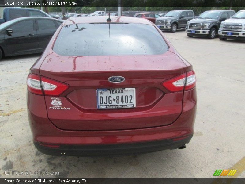 Sunset / Earth Gray 2014 Ford Fusion S