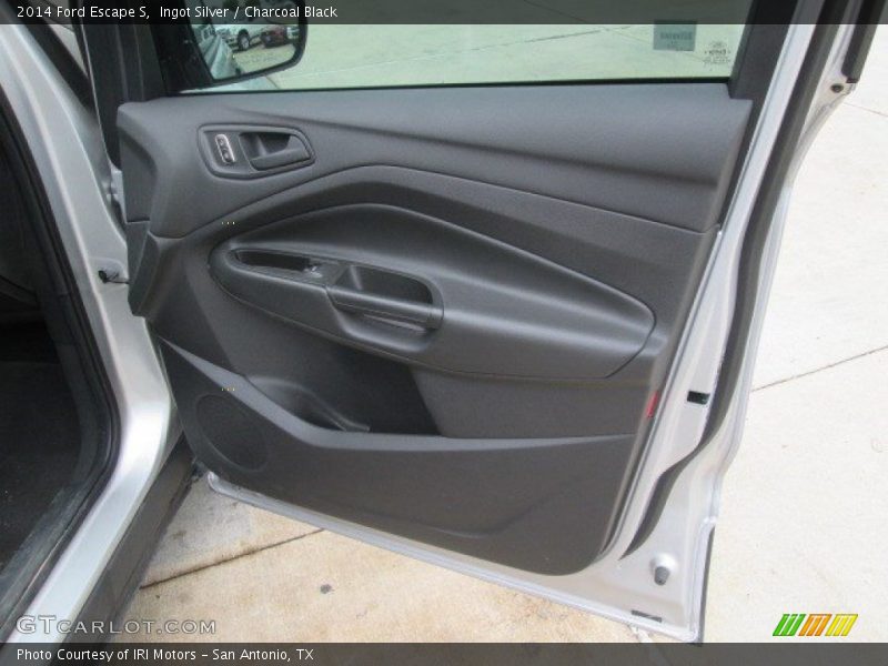 Ingot Silver / Charcoal Black 2014 Ford Escape S