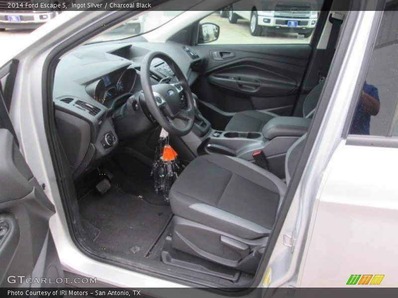 Ingot Silver / Charcoal Black 2014 Ford Escape S