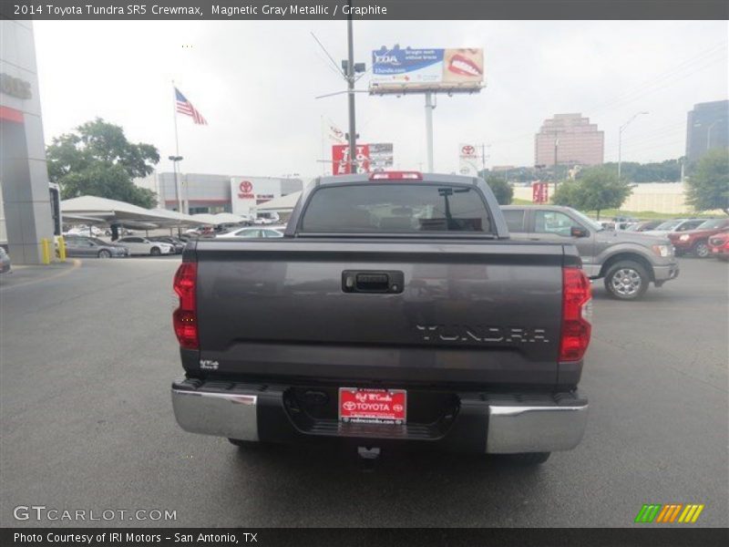 Magnetic Gray Metallic / Graphite 2014 Toyota Tundra SR5 Crewmax