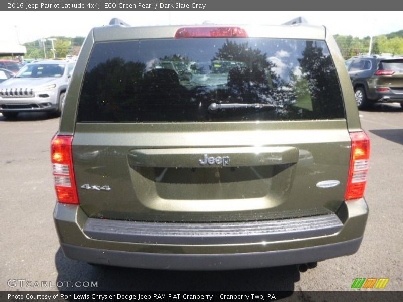ECO Green Pearl / Dark Slate Gray 2016 Jeep Patriot Latitude 4x4