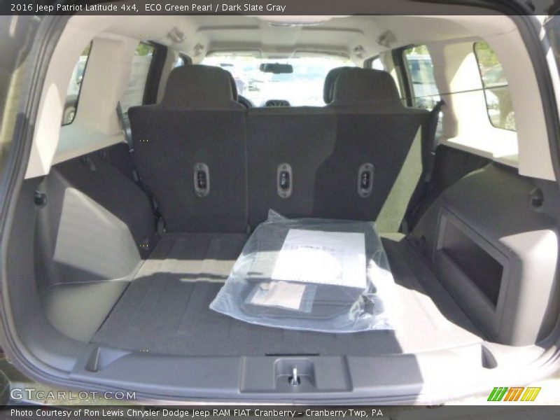 ECO Green Pearl / Dark Slate Gray 2016 Jeep Patriot Latitude 4x4