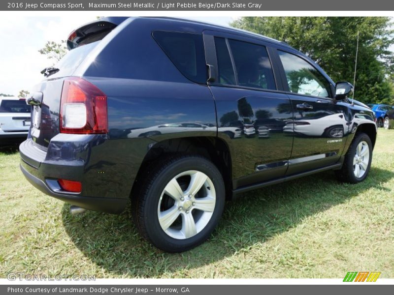 Maximum Steel Metallic / Light Pebble Beige/Dark Slate Gray 2016 Jeep Compass Sport