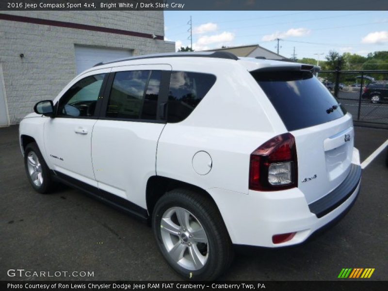 Bright White / Dark Slate Gray 2016 Jeep Compass Sport 4x4