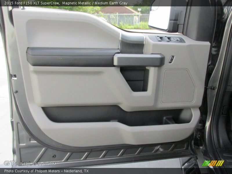 Magnetic Metallic / Medium Earth Gray 2015 Ford F150 XLT SuperCrew