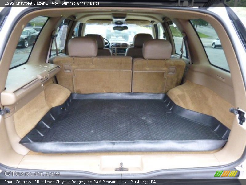 Summit White / Beige 1999 Chevrolet Blazer LT 4x4