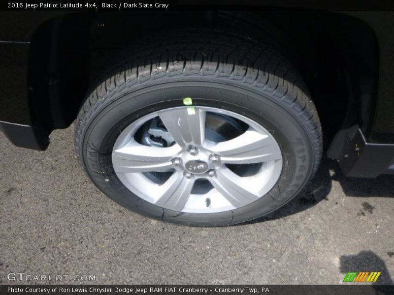 Black / Dark Slate Gray 2016 Jeep Patriot Latitude 4x4