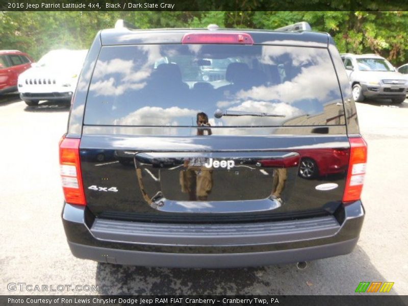 Black / Dark Slate Gray 2016 Jeep Patriot Latitude 4x4