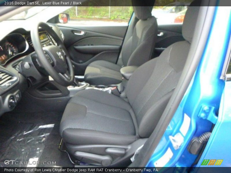Laser Blue Pearl / Black 2016 Dodge Dart SE