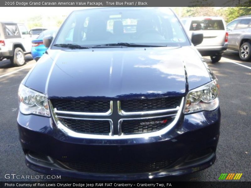 True Blue Pearl / Black 2016 Dodge Grand Caravan American Value Package