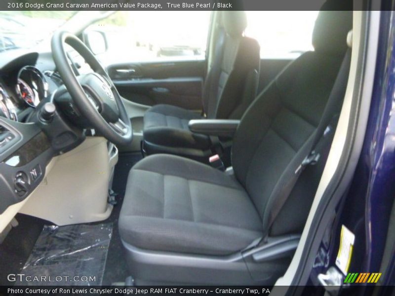 True Blue Pearl / Black 2016 Dodge Grand Caravan American Value Package
