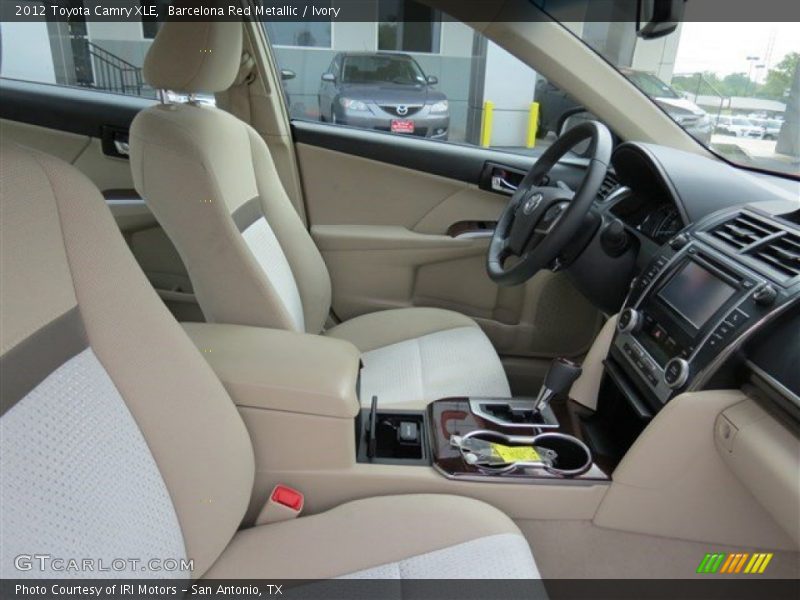 Barcelona Red Metallic / Ivory 2012 Toyota Camry XLE