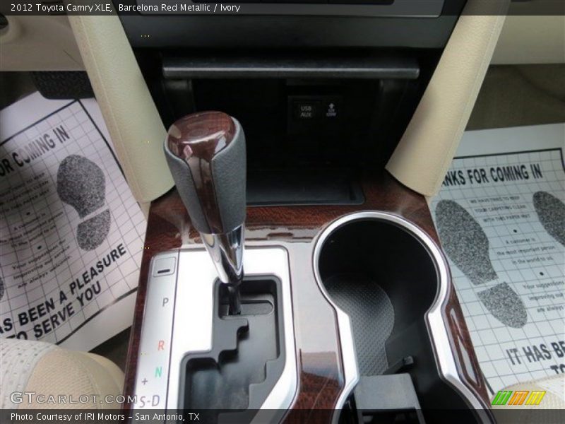 Barcelona Red Metallic / Ivory 2012 Toyota Camry XLE
