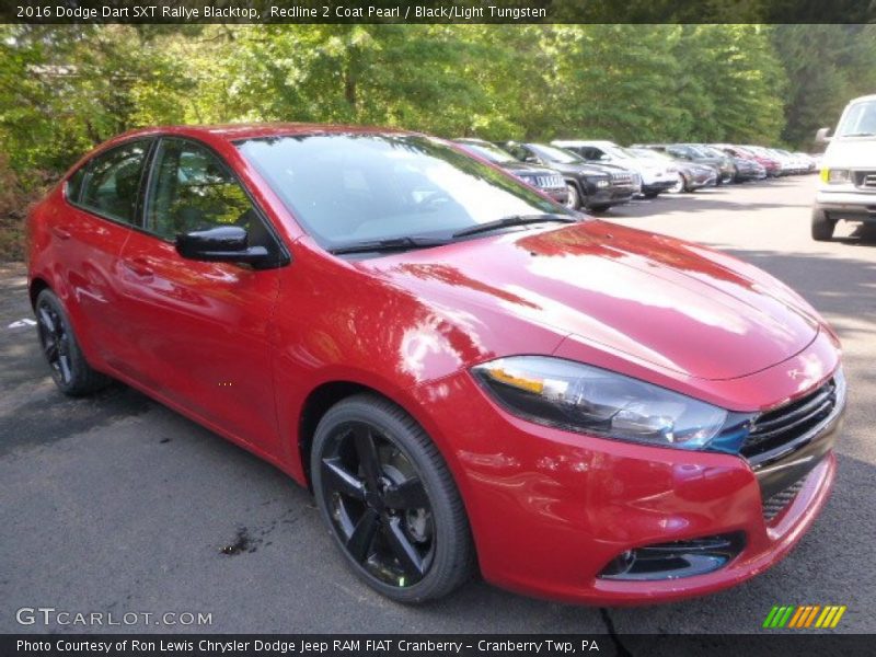Front 3/4 View of 2016 Dart SXT Rallye Blacktop