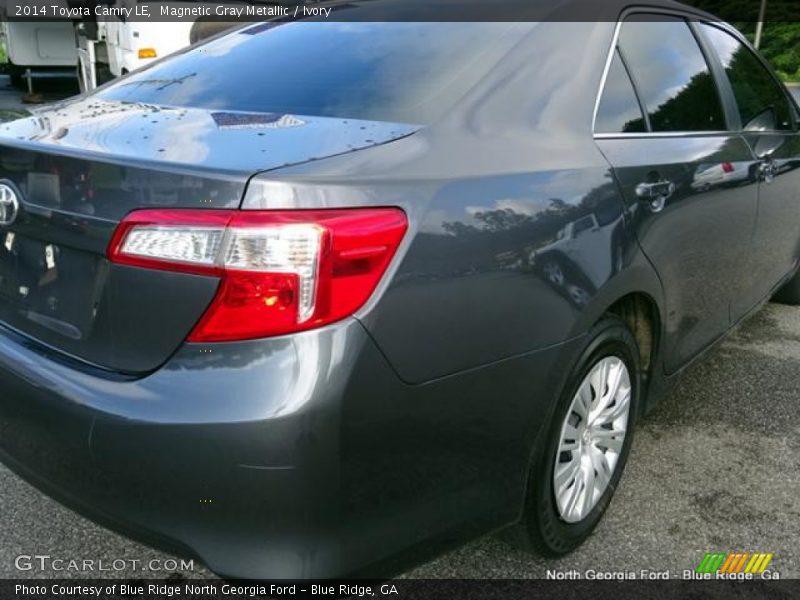 Magnetic Gray Metallic / Ivory 2014 Toyota Camry LE