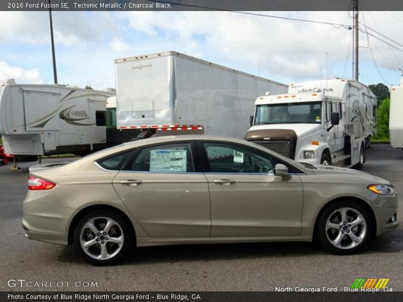 Tectonic Metallic / Charcoal Black 2016 Ford Fusion SE