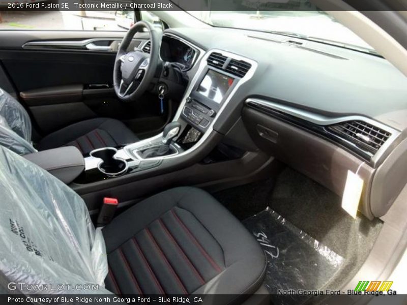 Tectonic Metallic / Charcoal Black 2016 Ford Fusion SE