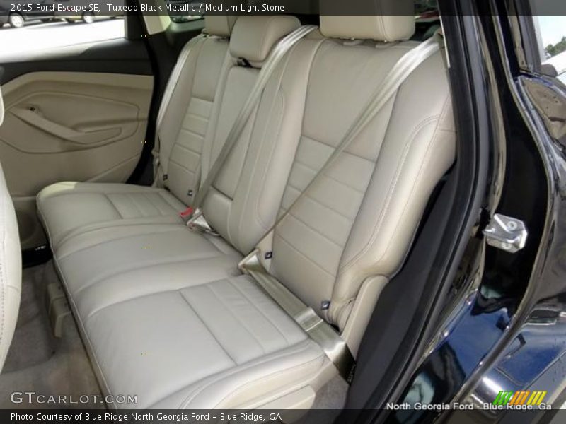 Tuxedo Black Metallic / Medium Light Stone 2015 Ford Escape SE
