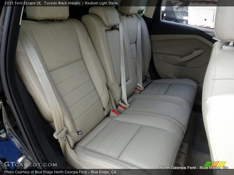 Tuxedo Black Metallic / Medium Light Stone 2015 Ford Escape SE