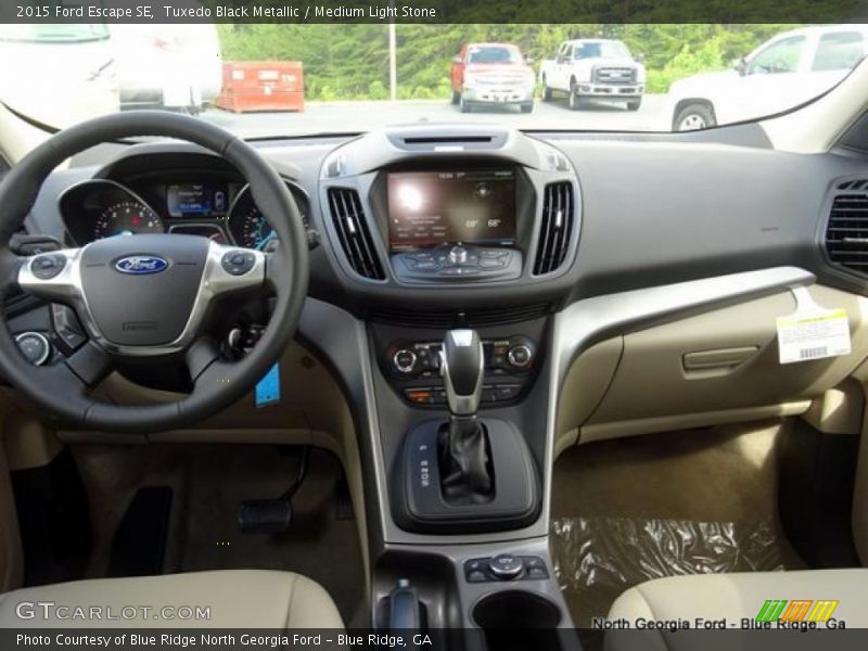 Tuxedo Black Metallic / Medium Light Stone 2015 Ford Escape SE