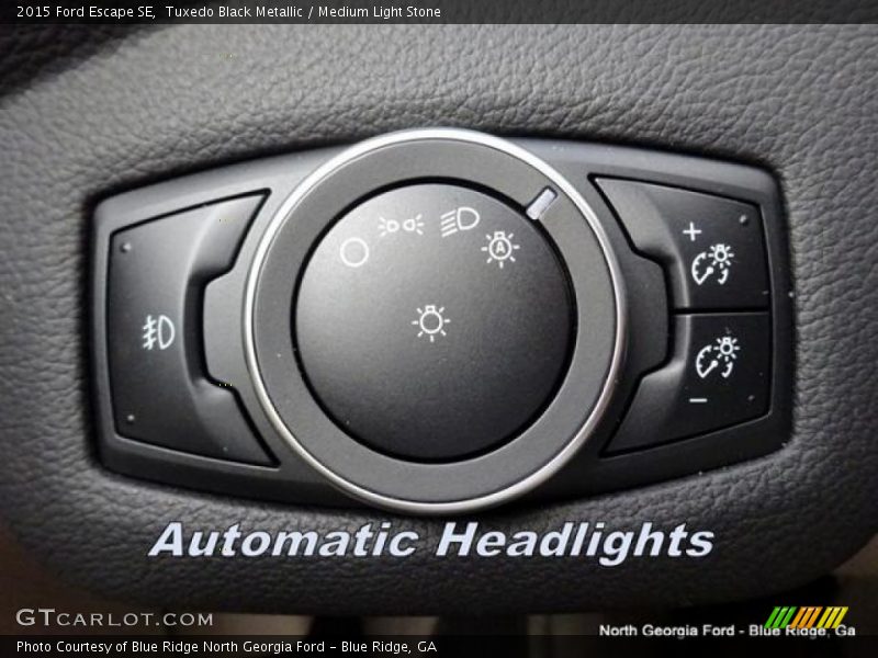 Tuxedo Black Metallic / Medium Light Stone 2015 Ford Escape SE