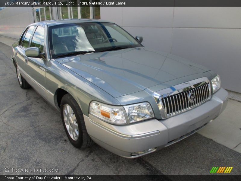 Front 3/4 View of 2006 Grand Marquis GS