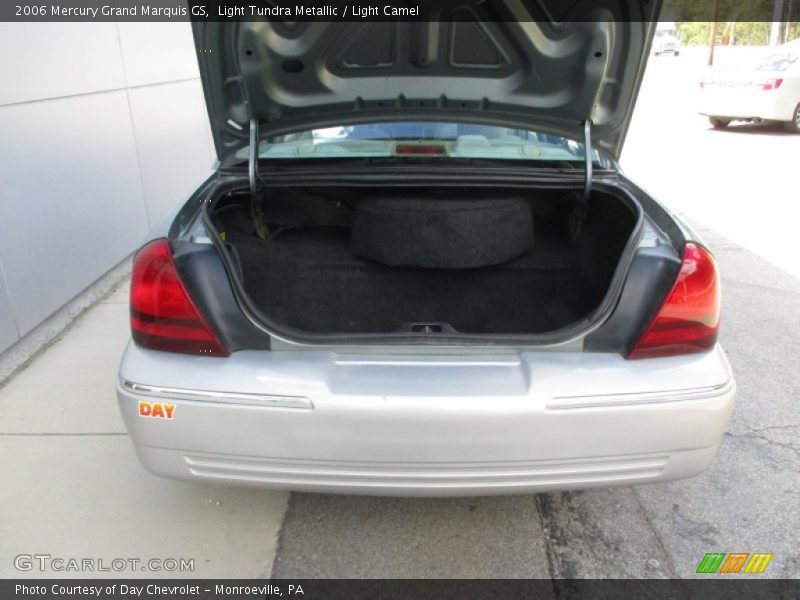 Light Tundra Metallic / Light Camel 2006 Mercury Grand Marquis GS