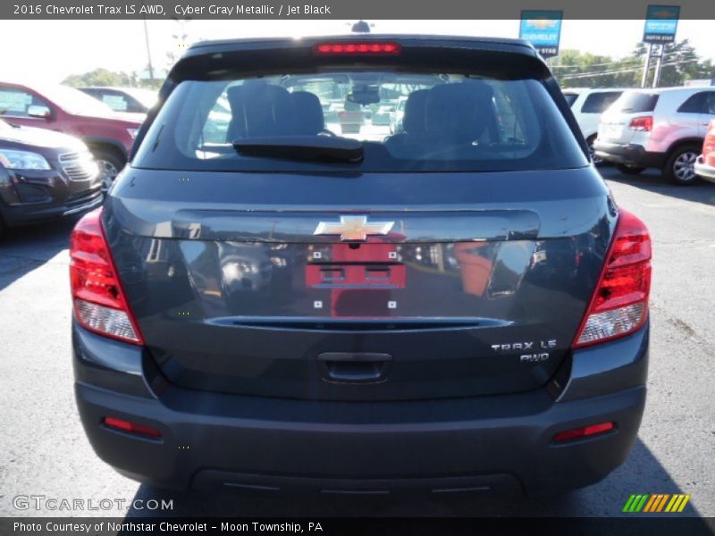 Cyber Gray Metallic / Jet Black 2016 Chevrolet Trax LS AWD
