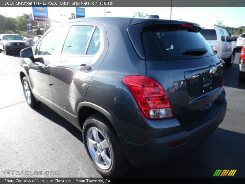 Cyber Gray Metallic / Jet Black 2016 Chevrolet Trax LS AWD