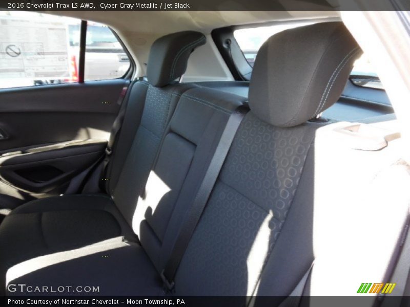 Cyber Gray Metallic / Jet Black 2016 Chevrolet Trax LS AWD