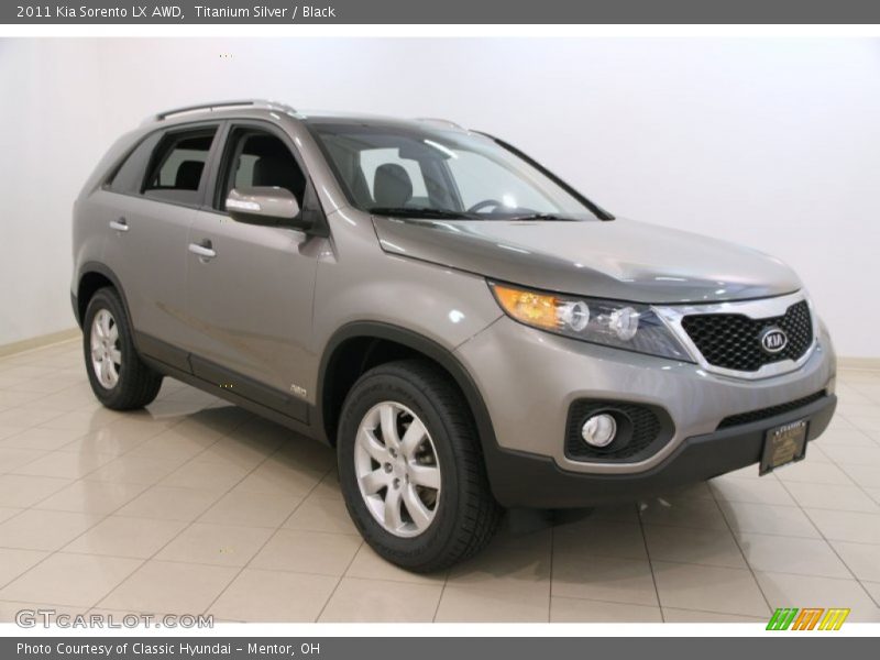 Titanium Silver / Black 2011 Kia Sorento LX AWD