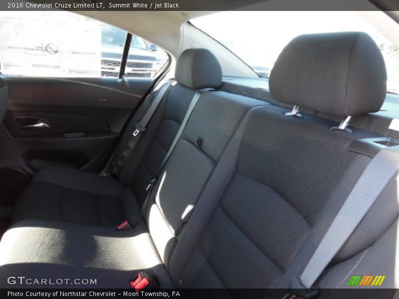 Summit White / Jet Black 2016 Chevrolet Cruze Limited LT