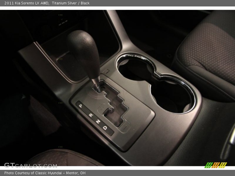 Titanium Silver / Black 2011 Kia Sorento LX AWD