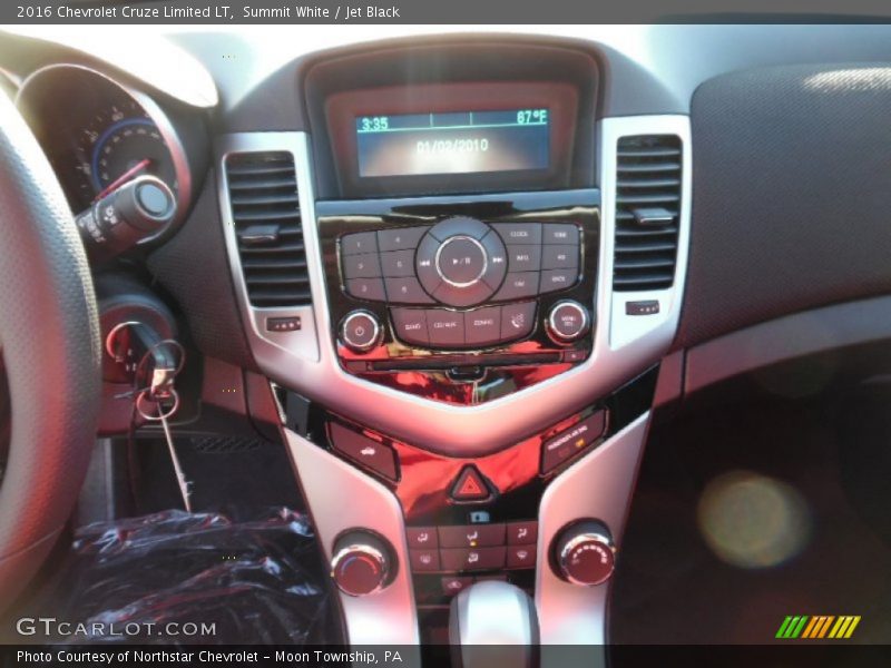 Summit White / Jet Black 2016 Chevrolet Cruze Limited LT