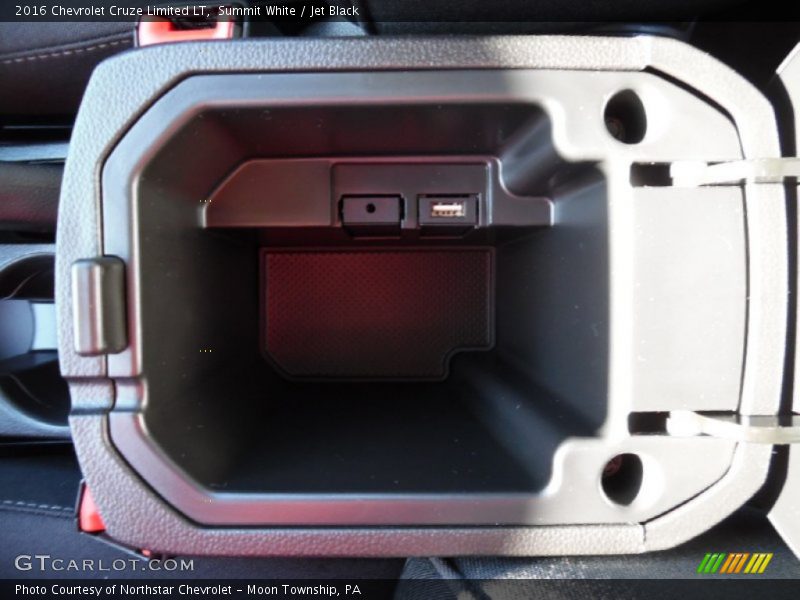 Summit White / Jet Black 2016 Chevrolet Cruze Limited LT