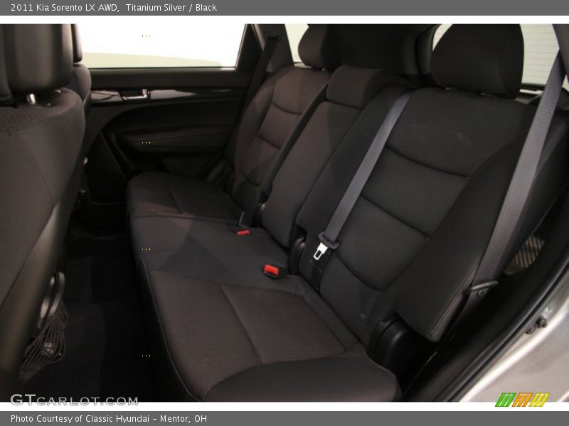 Titanium Silver / Black 2011 Kia Sorento LX AWD