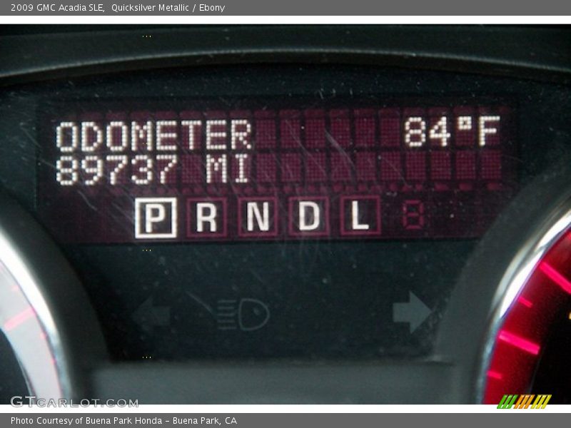 Quicksilver Metallic / Ebony 2009 GMC Acadia SLE