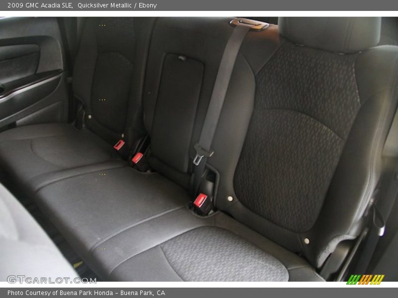 Quicksilver Metallic / Ebony 2009 GMC Acadia SLE