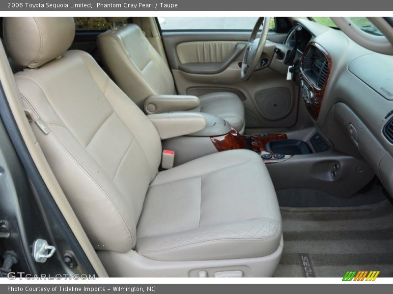 Front Seat of 2006 Sequoia Limited