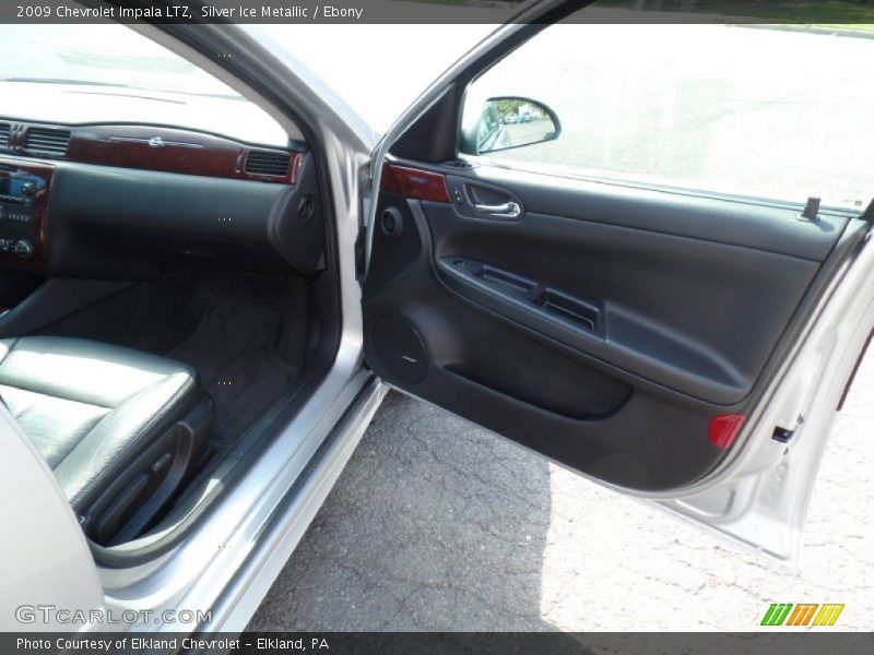 Silver Ice Metallic / Ebony 2009 Chevrolet Impala LTZ