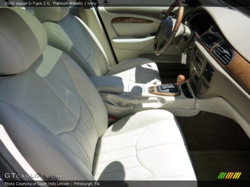 Platinum Metallic / Ivory 2000 Jaguar S-Type 3.0