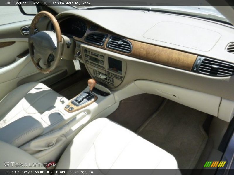 Platinum Metallic / Ivory 2000 Jaguar S-Type 3.0