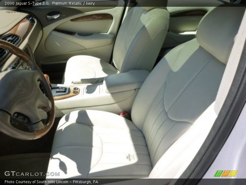 Platinum Metallic / Ivory 2000 Jaguar S-Type 3.0