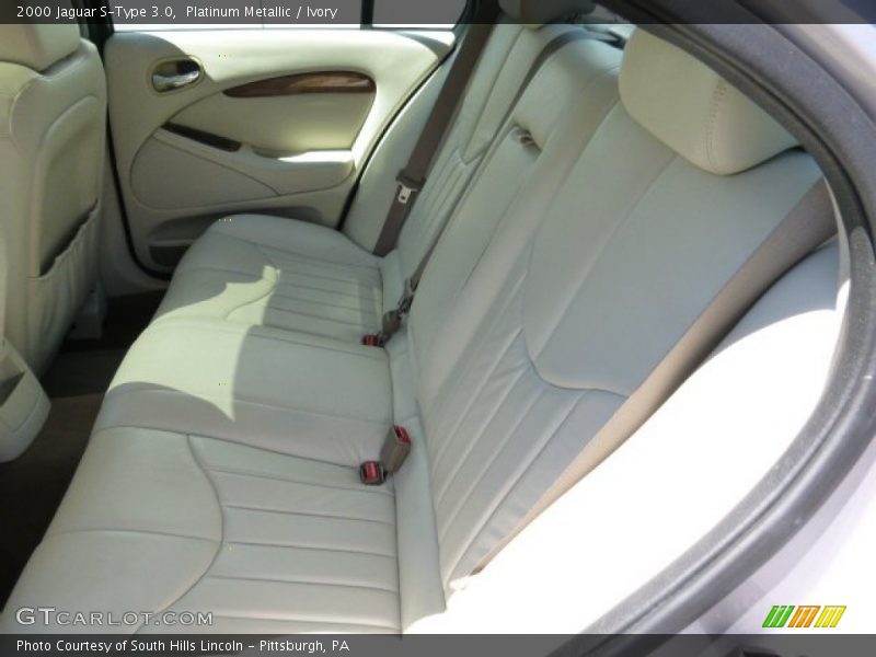 Platinum Metallic / Ivory 2000 Jaguar S-Type 3.0